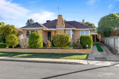 9 Mackay St, Ararat, VIC 3377