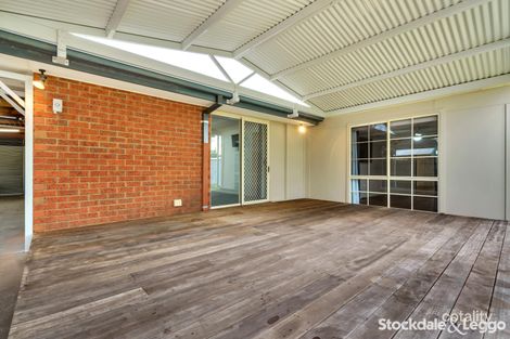 Property photo of 76 Dorchester Street Craigieburn VIC 3064