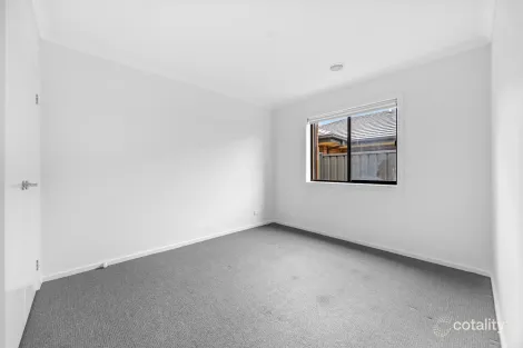 Property photo of 23 Butcherbird Parade Winter Valley VIC 3358