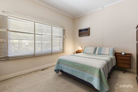 Property photo of 52 Glen Orme Avenue Ormond VIC 3204
