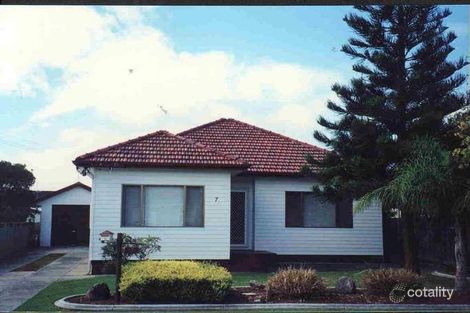 Property photo of 7 Bellevue Avenue Warilla NSW 2528
