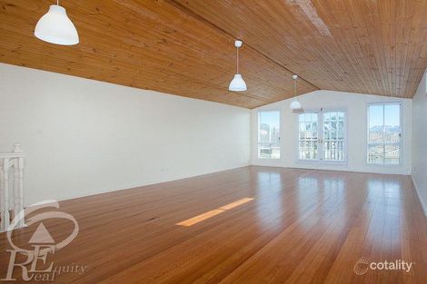 Property photo of 15 Yachtsman Drive Chipping Norton NSW 2170