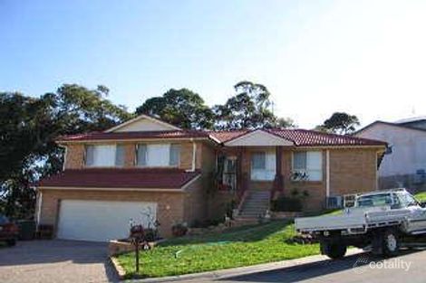 8 Seabreeze Cl, Belmont North, NSW 2280