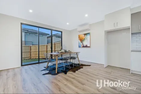 Property photo of 67 Somerville Road Hampton Park VIC 3976