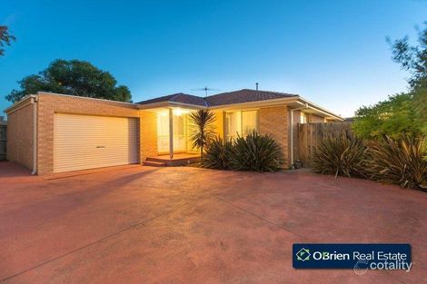 2/16 Oliver Ct, Narre Warren South, VIC 3805