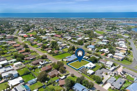 25 Bronsdon St, Lakes Entrance, VIC 3909