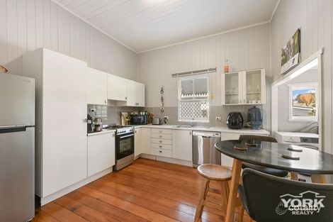 Property photo of 19 Loudon Street South Toowoomba QLD 4350