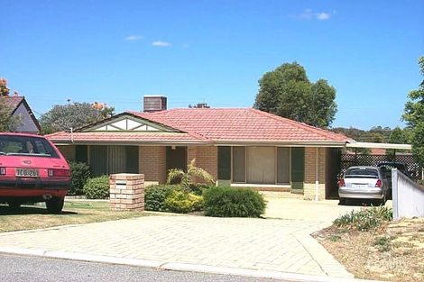 Property photo of 26 Liquidambar Heights Mirrabooka WA 6061