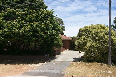 18 Sulphur Rd, Parmelia, WA 6167