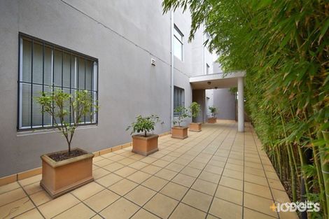 Property photo of 8/300-302 High Street Windsor VIC 3181