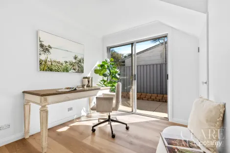 Property photo of 16 Robin Street Camira QLD 4300