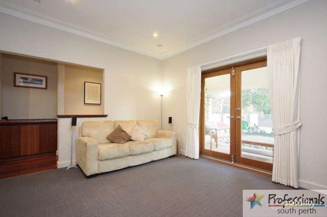 Property photo of 54B Hobbs Avenue Como WA 6152
