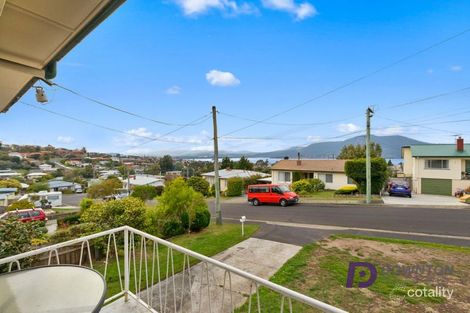 Property photo of 6 Oakbank Avenue Montrose TAS 7010