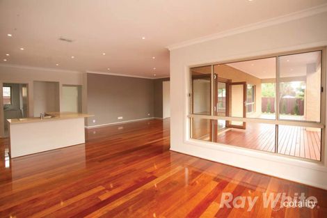 Property photo of 15 Glen Road Glen Waverley VIC 3150