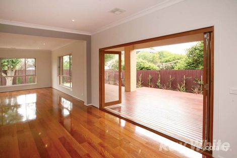 Property photo of 15 Glen Road Glen Waverley VIC 3150