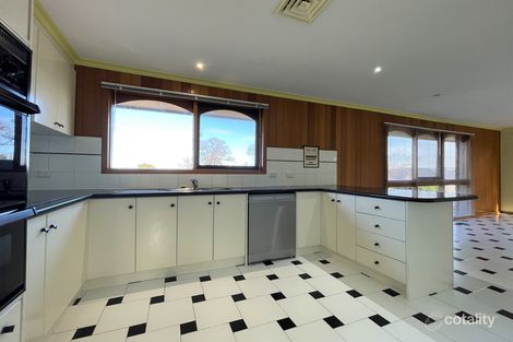 Property photo of 4 Egan Drive Bulleen VIC 3105