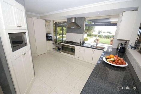 Property photo of 12 Cowper Road Sorrento WA 6020