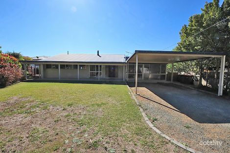 Property photo of 28 Kahala Road Kallangur QLD 4503