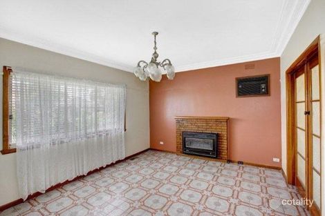 Property photo of 15 Winn Grove Fawkner VIC 3060