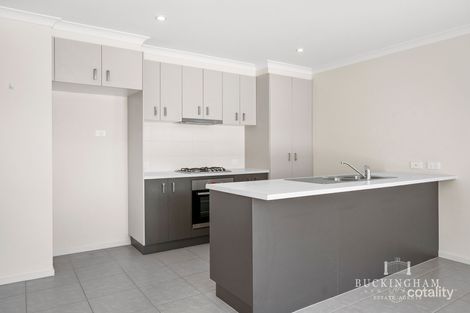Property photo of 18 Hillgrove Way Mernda VIC 3754
