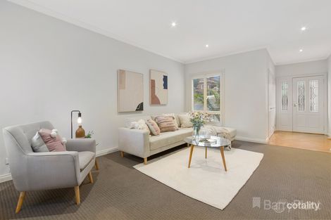 Property photo of 1/15 Oak Avenue Boronia VIC 3155