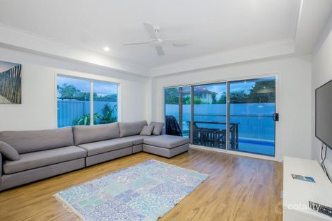Property photo of 2/196 Cypress Terrace Palm Beach QLD 4221