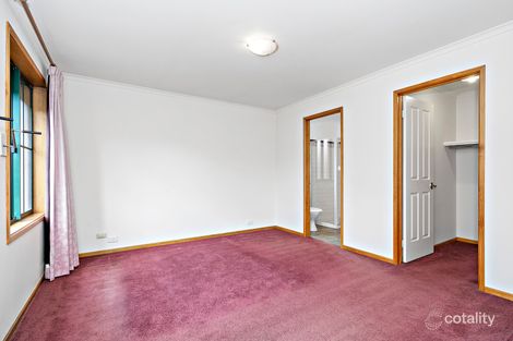 Property photo of 16 Dorothea Mackellar Avenue Oakleigh East VIC 3166