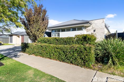 Property photo of 19 Ginger Loop Treeby WA 6164