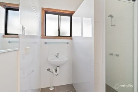 Property photo of 35 Oakland Avenue The Entrance NSW 2261