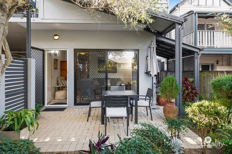 Property photo of 1/51 Brookfield Road Kedron QLD 4031