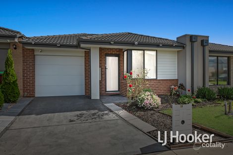 Property photo of 18 Portrait Place Clyde North VIC 3978