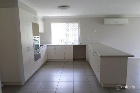 Property photo of 8 Satinash Way Flinders View QLD 4305