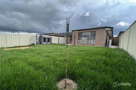 Property photo of 27 Quiberon Way Goulburn NSW 2580