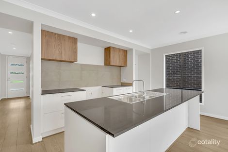 Property photo of 32 Lignum Street Craigieburn VIC 3064