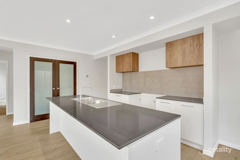 Property photo of 32 Lignum Street Craigieburn VIC 3064