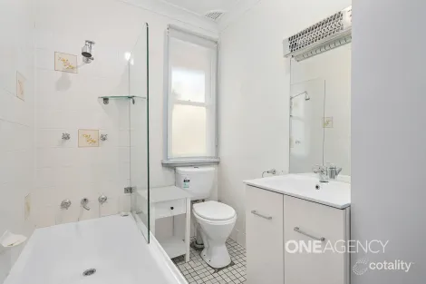 Property photo of 558 Northcliffe Drive Berkeley NSW 2506