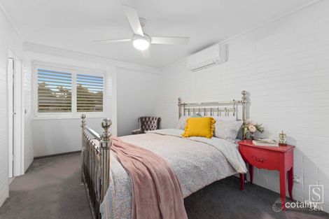 Property photo of 2 Oron Close Westlake QLD 4074