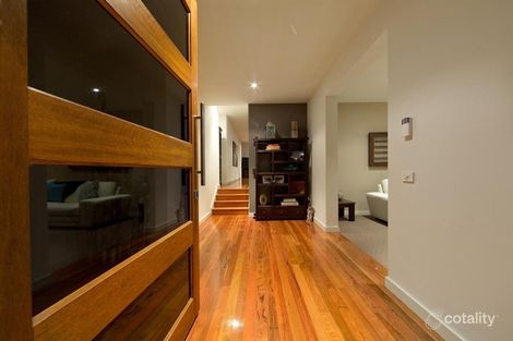 Property photo of 10 Woodrush Drive Langwarrin VIC 3910