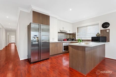 Property photo of 9 Carinya Crescent South Morang VIC 3752