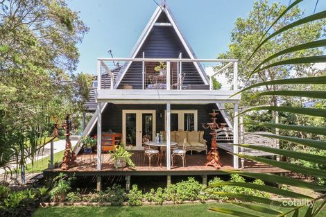 31 Currawong St, Mudjimba, QLD 4564