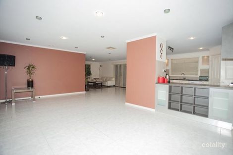 Property photo of 22 Woodlea Crescent Craigieburn VIC 3064