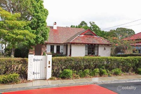 96 Crescent Rd, Hamilton, QLD 4007