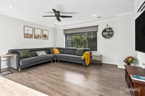 Property photo of 5 Pemberton Street Mount Duneed VIC 3217