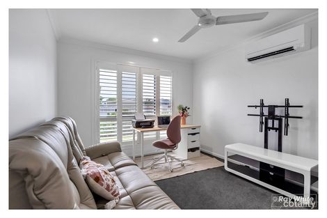 Property photo of 38 Mossvale Drive Parkhurst QLD 4702