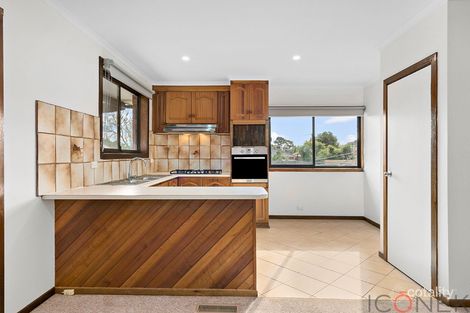 Property photo of 16 Halter Crescent Epping VIC 3076
