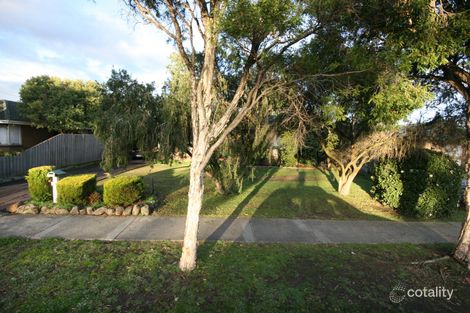 63 Cambden Park Pde, Ferntree Gully, VIC 3156