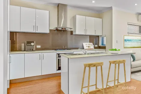 Property photo of 2/63 River Road Kelmscott WA 6111