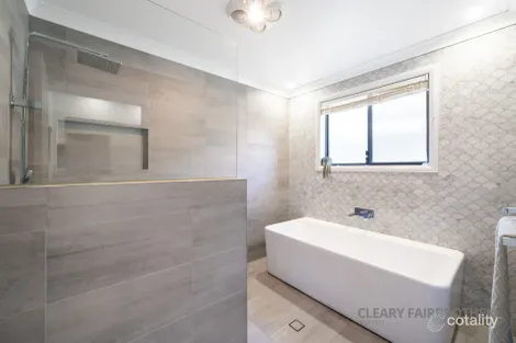 Property photo of 65 Graham Drive Kelso NSW 2795