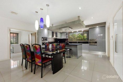Property photo of 14 Edgerunner Circuit St Albans VIC 3021