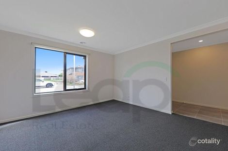 Property photo of 8 Princes Circuit Wallan VIC 3756